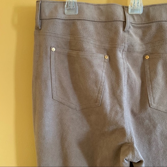 Chico’s Regular Faux-Suede Pants Knit Jeggings Pants Size 8. - Picture 5 of 13